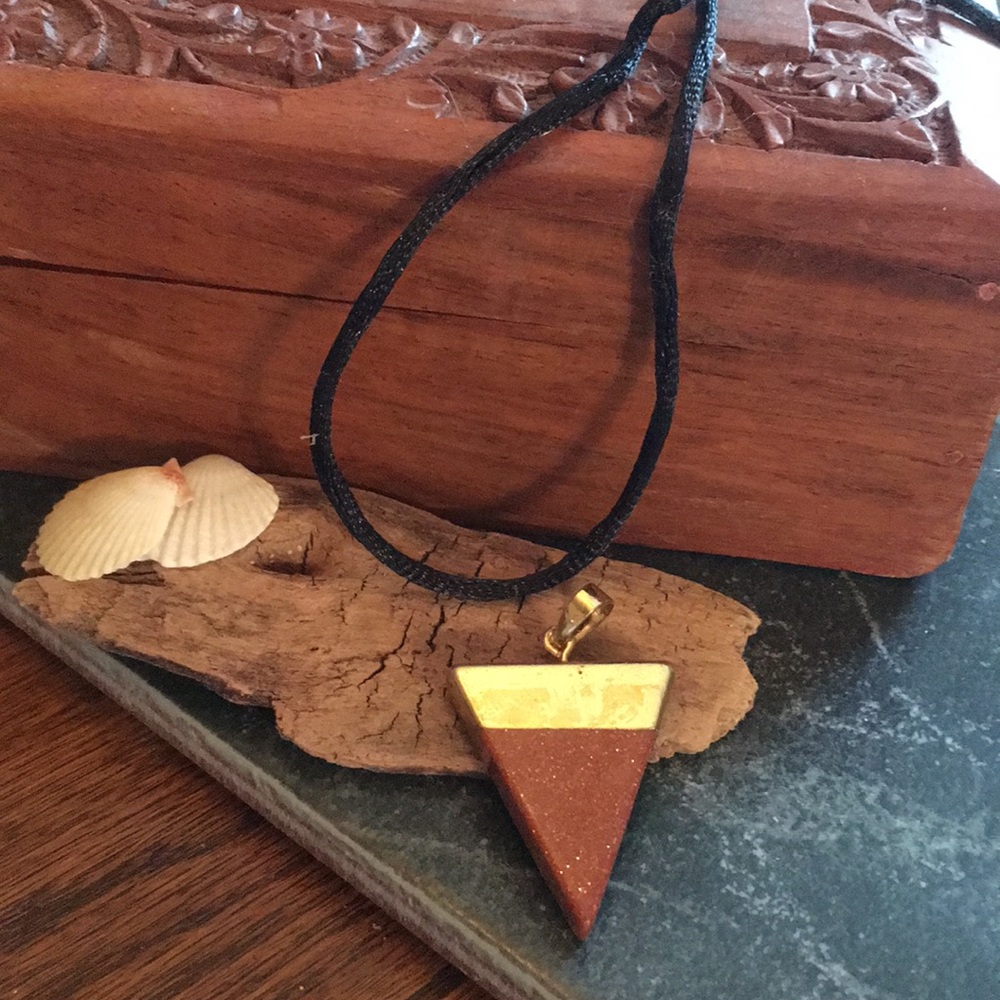 2” pendant copper color w black
